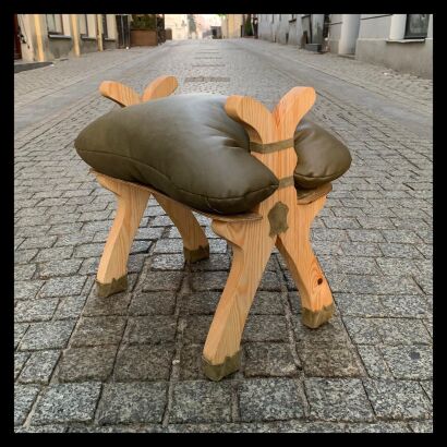 Koziołek dwurogowy zielony